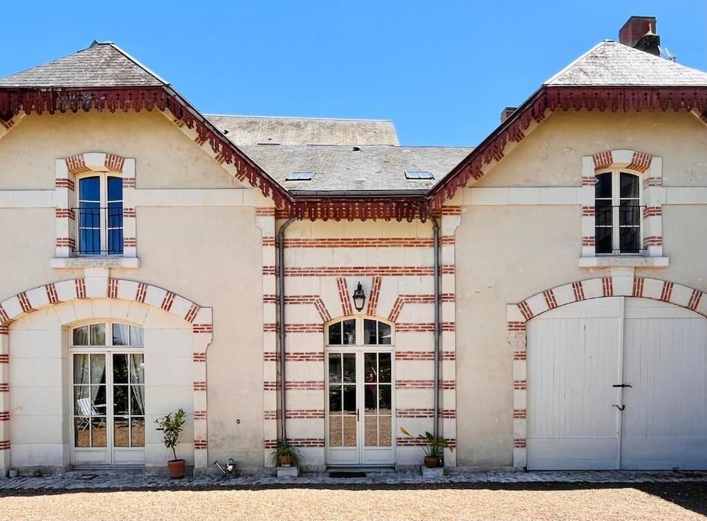 Maison Adrienne