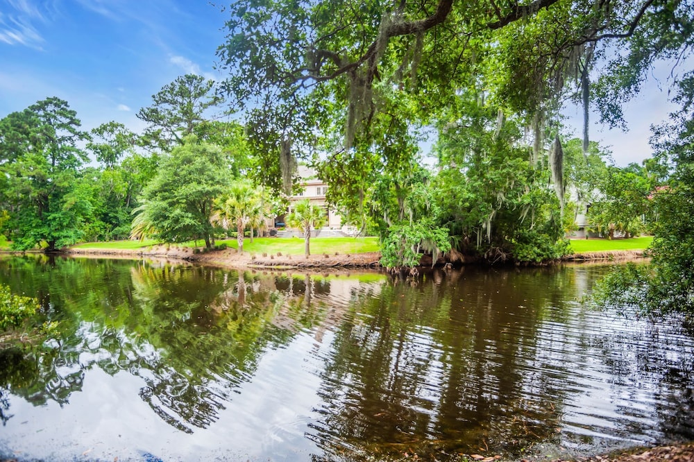 5 Ridgewood Lane at The Sea Pines Resort