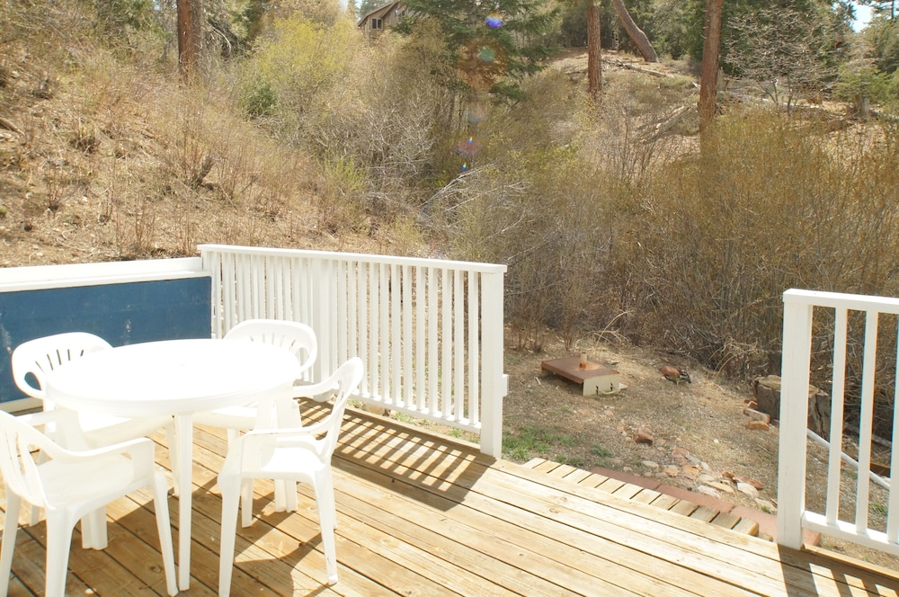 Cozy Bear Cottage