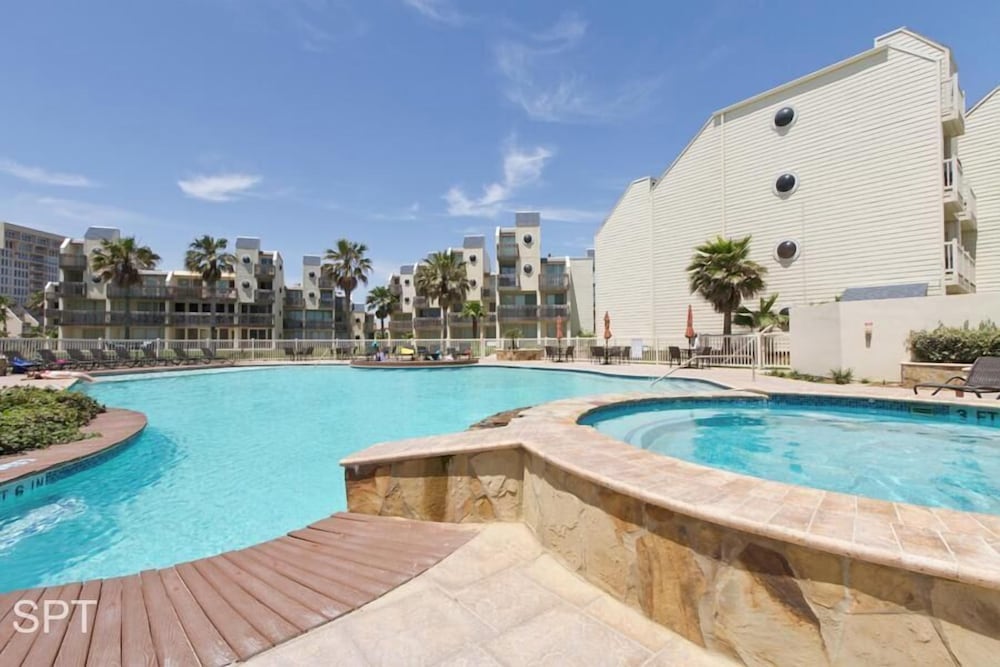 Bahia Mar #112f