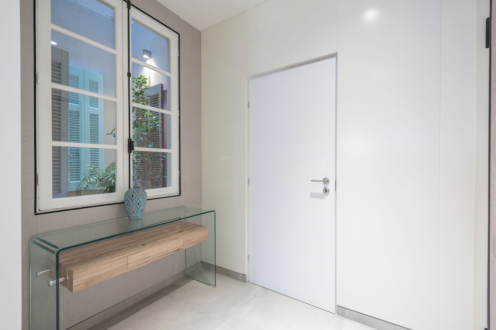 Stunning Design 1BR Secret Garden