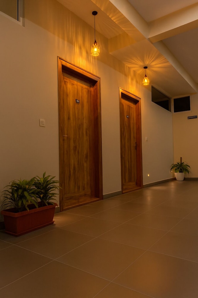 Savi Service Apartments