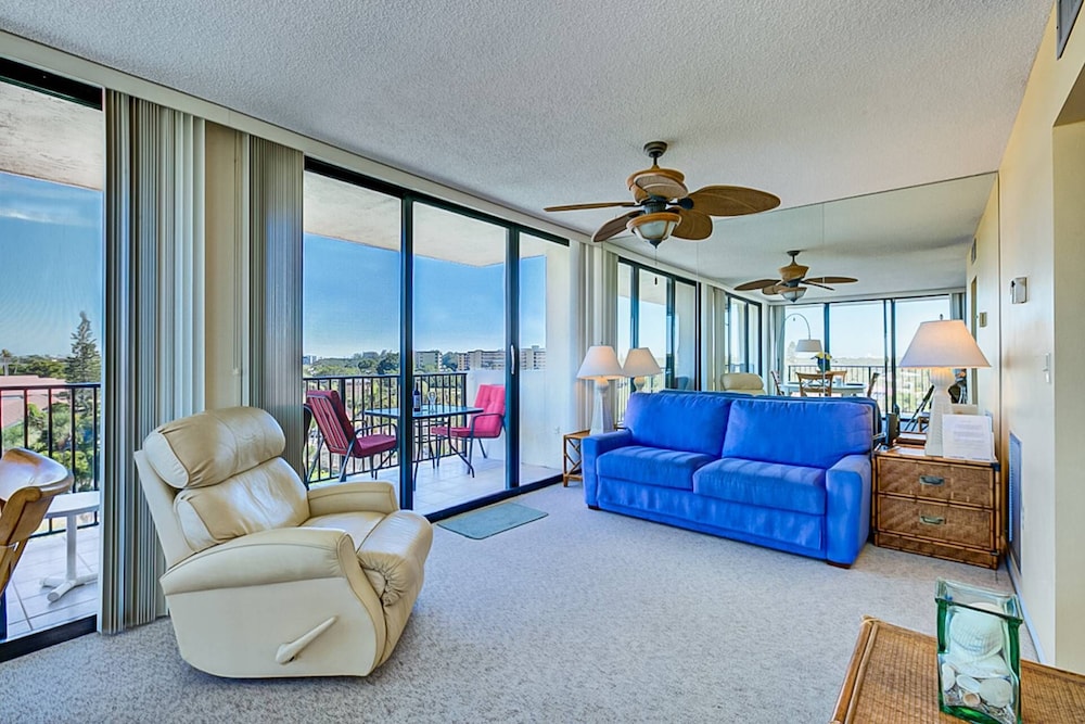 Our House at the Beach -east, 5th FL view 5