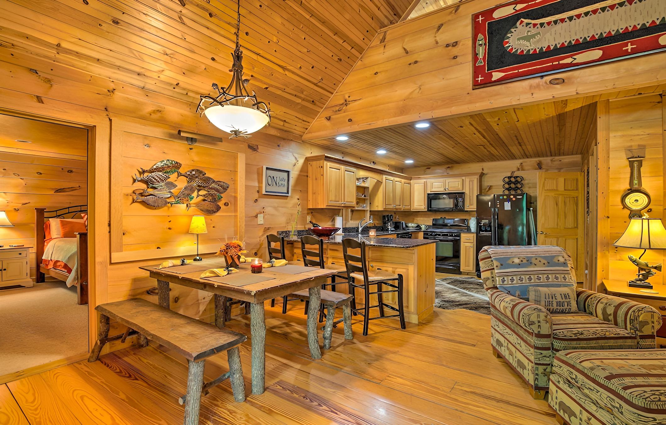 Cozy Cabin w/ Deck, Walk to Wildcat Creek & Dining view 4