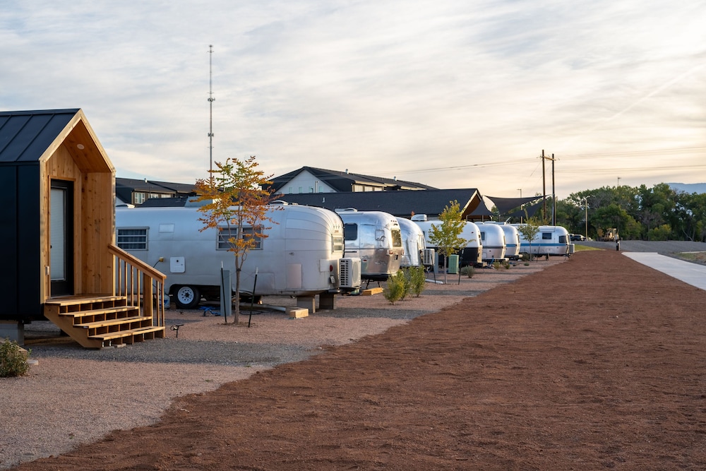 Camp Eddy, photo 129