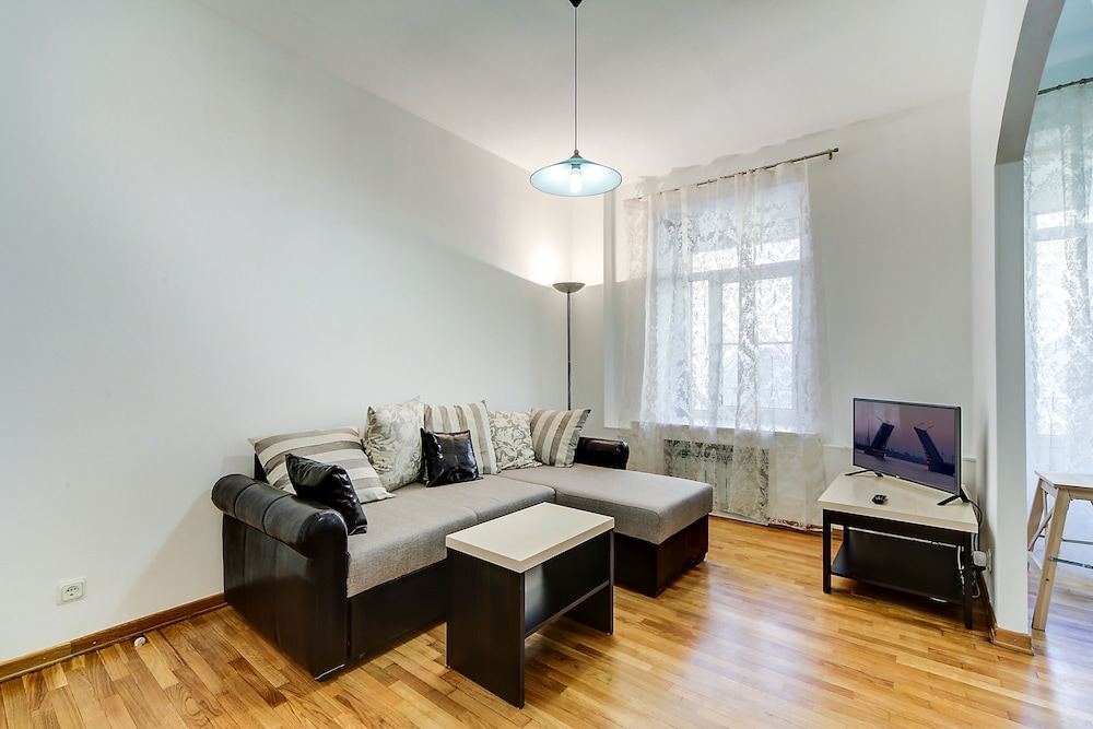 Home4day Sunny City Central Flat