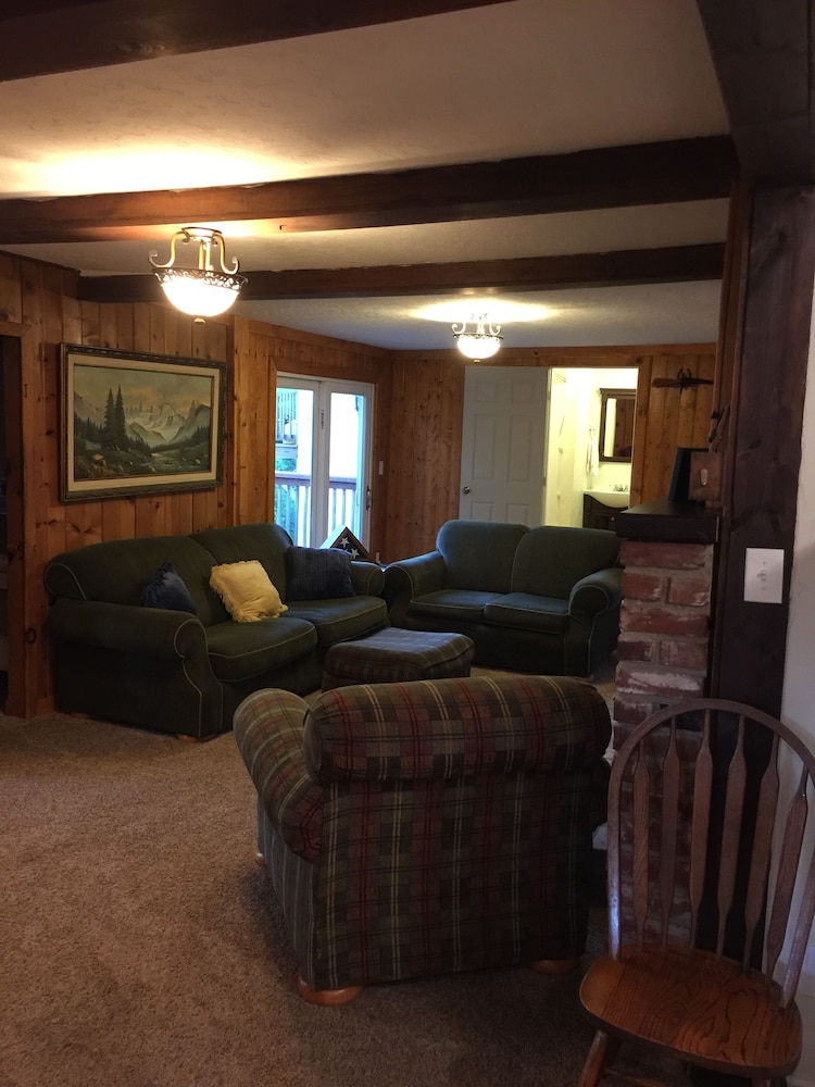 Treetop Cabin