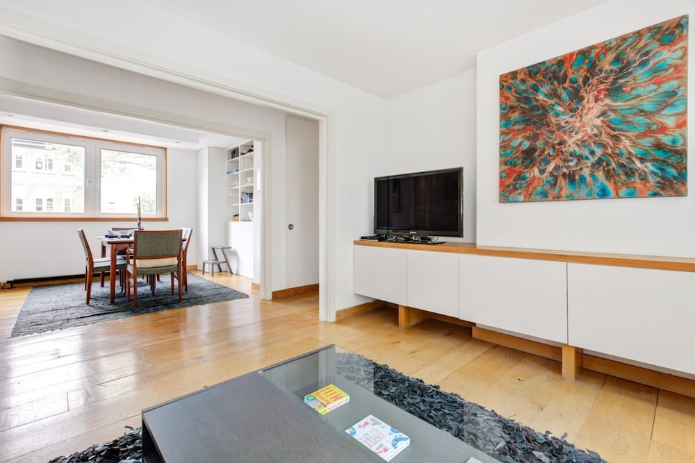Modern Notting Hill 2 Bedroom Near Royal Oak Tube