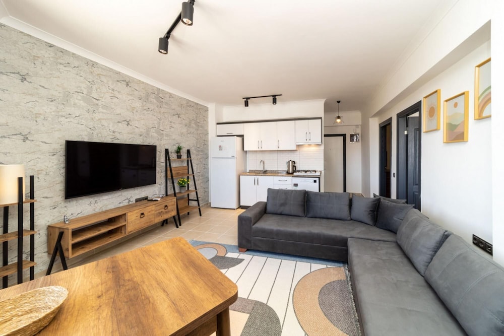 Lovely Apartment With Balcony in Aksu