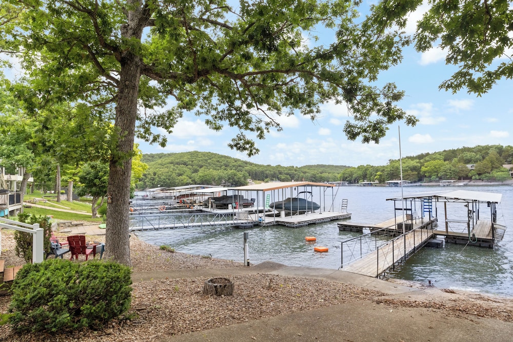 Boat Slip, Fishing, Lake Views, Main Channel