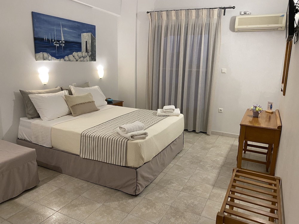 Dedes Apartments