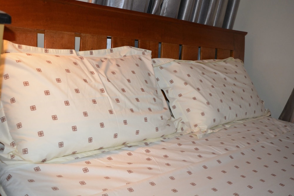 Eron Hotel