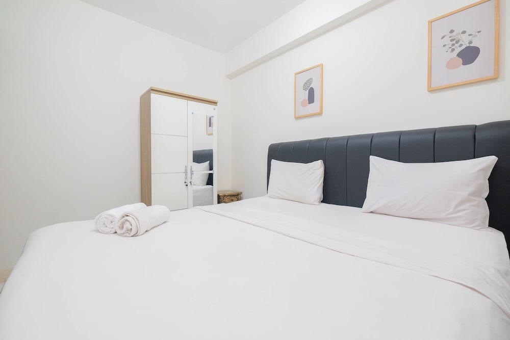 Comfort and Homey 2BR at Podomoro Golf View Apartment
