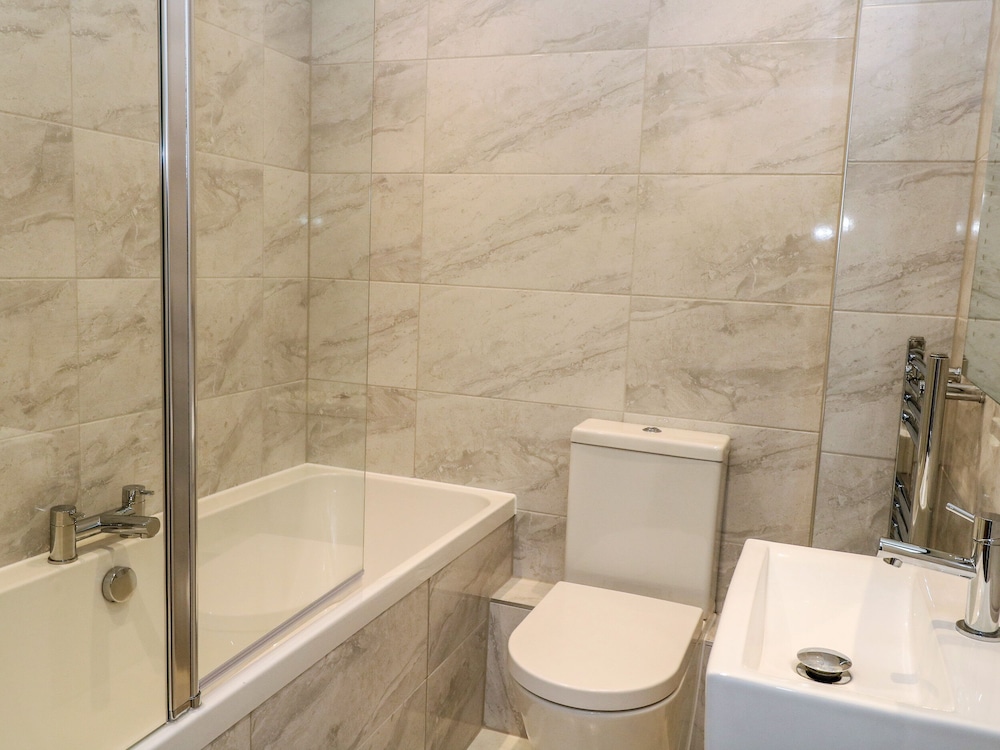 Harbourside Haven Apartment 4