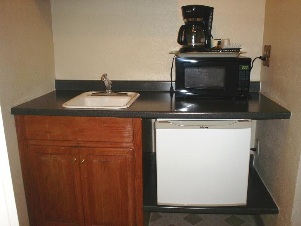 Bayside Motor Inn