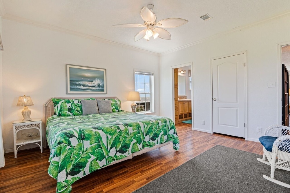 Camelot 2 Bedroom Home
