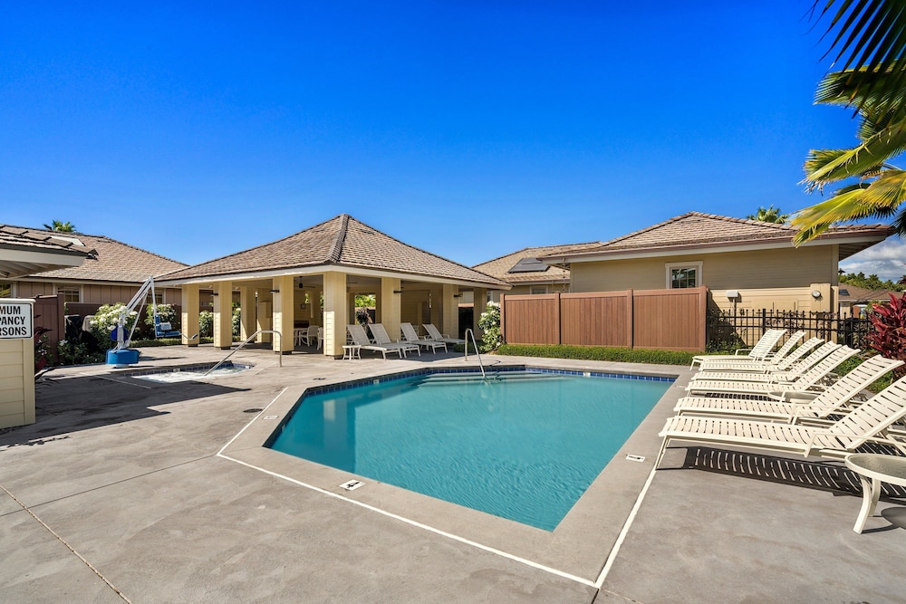 Unbelievable Ocean Front View w Pool - AC - Outdoor Seating!- Vrkcv