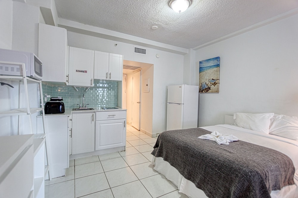 Private Apartments at the Casablanca