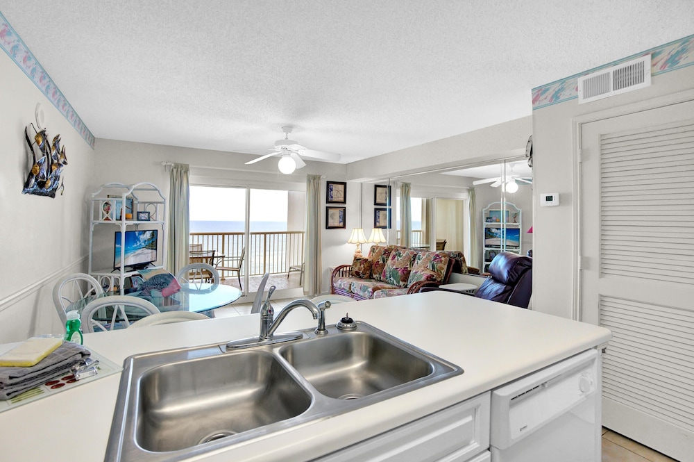 Tradewinds 903