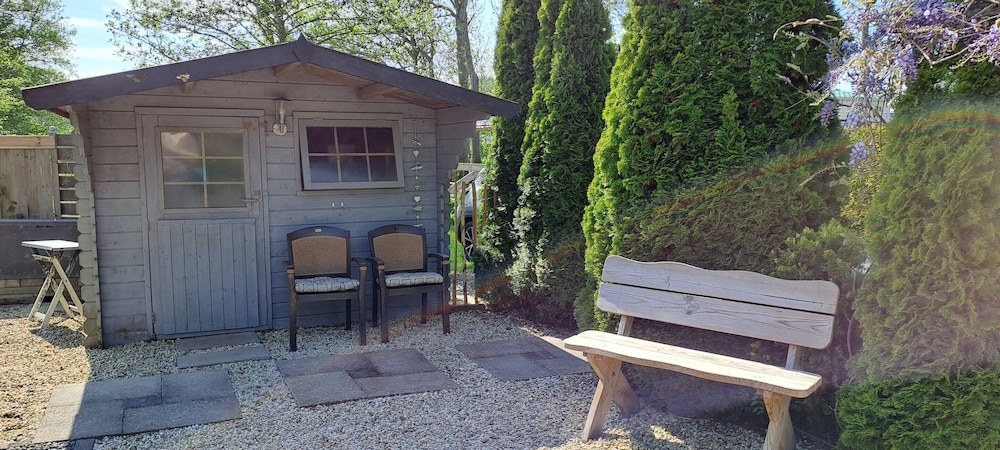 Cozy Chalet in Tzummarum