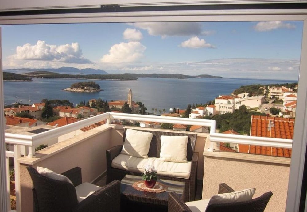 Apartments Sto