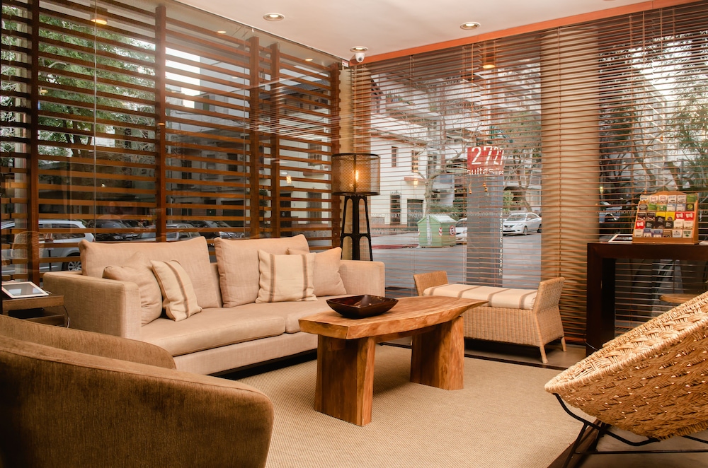27 Suites Apart Hotel