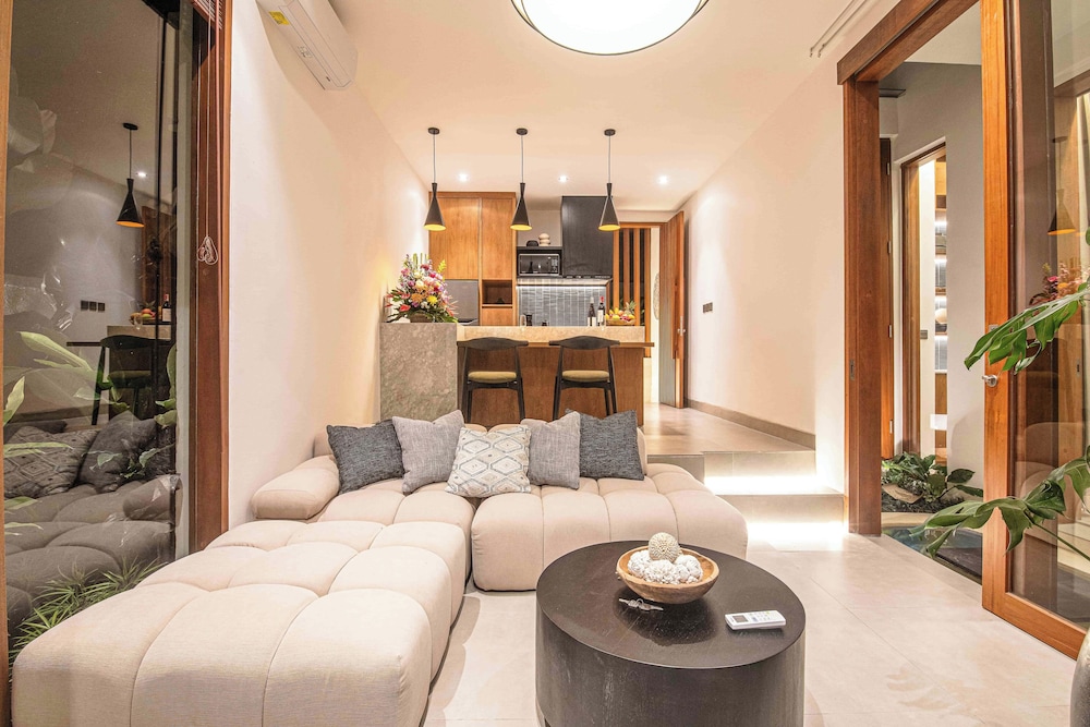 Chic 1BR Villa Serene Jungle Escape, Ubud