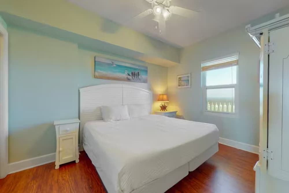Sunrise Serenity Resort Condo!