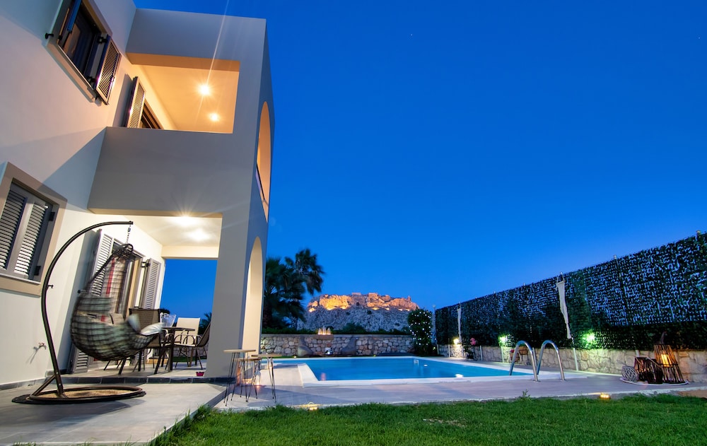 Haraki Villas