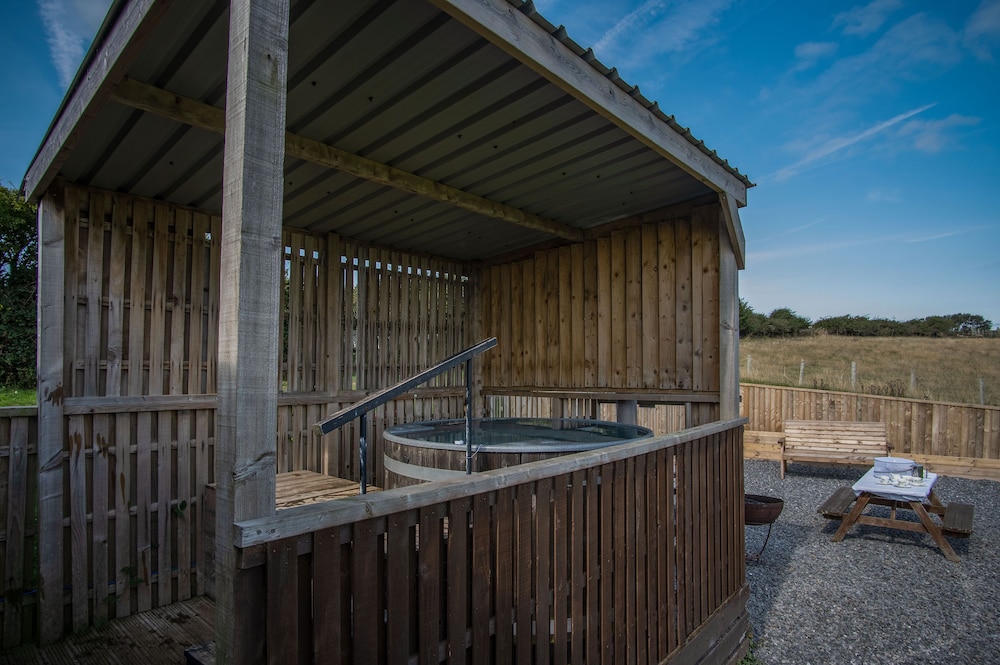 Swansea Vacations - Whiteford Glamping Tent - Llangennith - Property Image 19