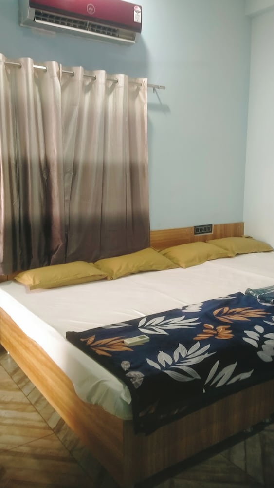 Shreeram guest house