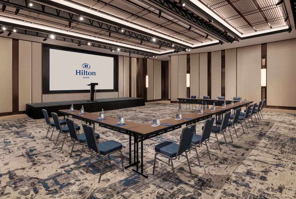 Hilton Saigon 62