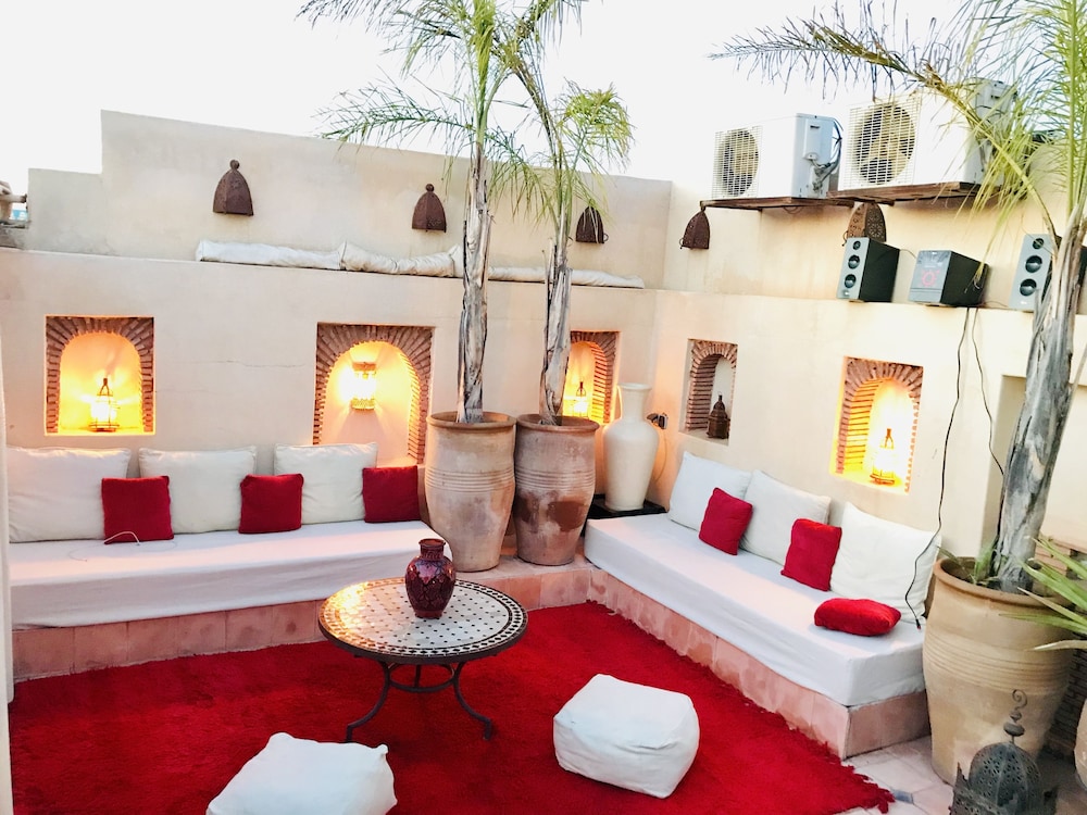 lounge