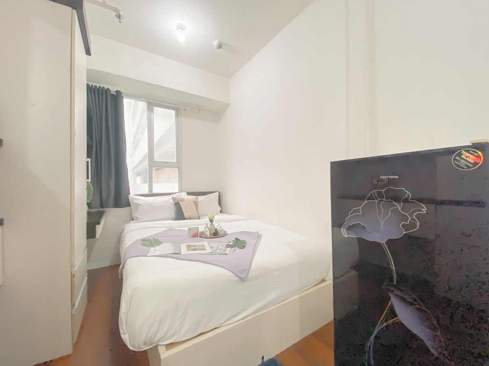 Stategic Studio Apartment at Menteng Square
