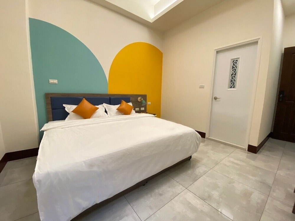 Budai Sun Never Sets B&B