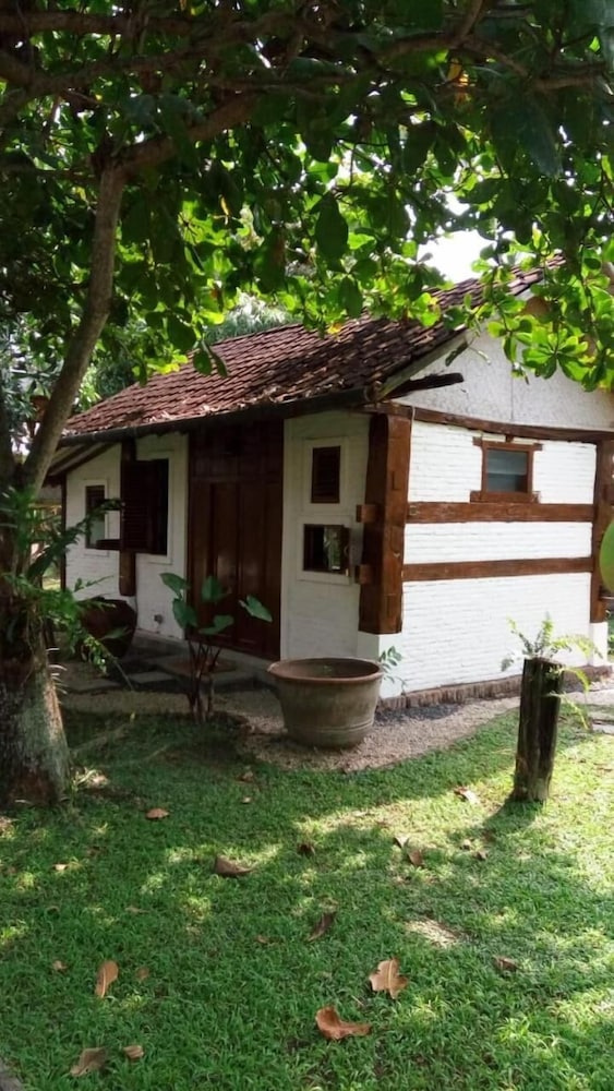 Villa Aquin