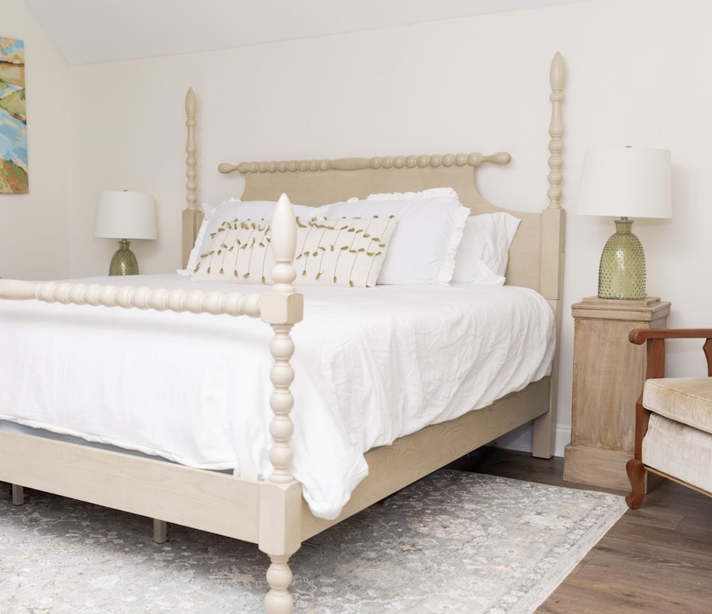 Spacious Woodbridge Cottage