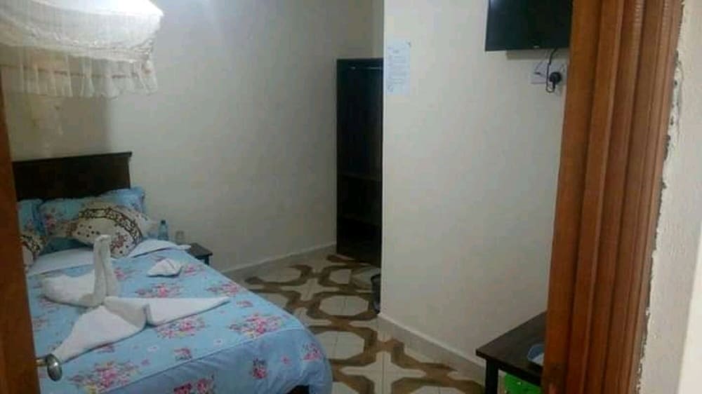 Photo 6