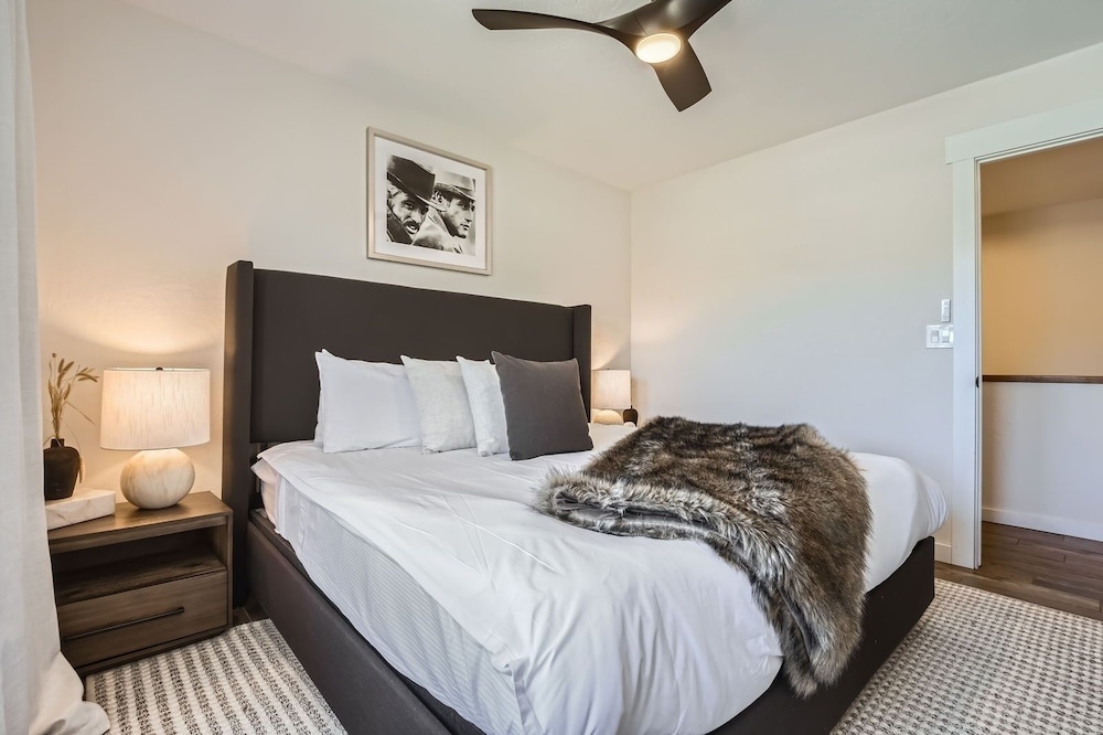 Bliss At Blue Church 441 2 Bedroom Condo