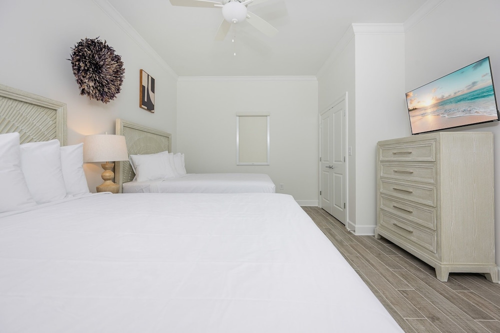 Phoenix Gulf Shores Ii 2002 3 Bedroom Condo