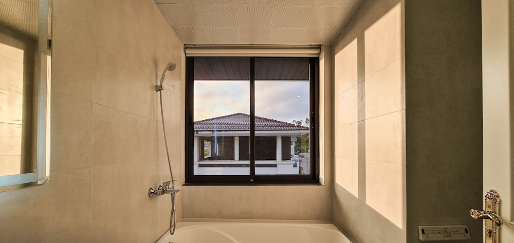 Phoenix Villas FLC Ha Long