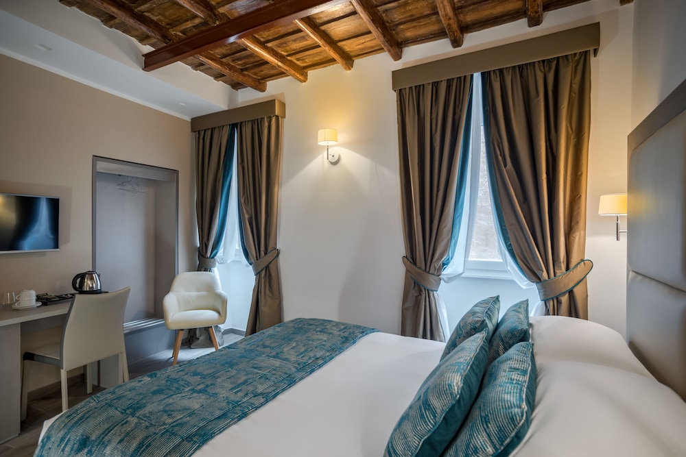 Reginella Suites