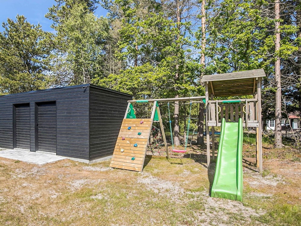5 Star Holiday Home in Hals
