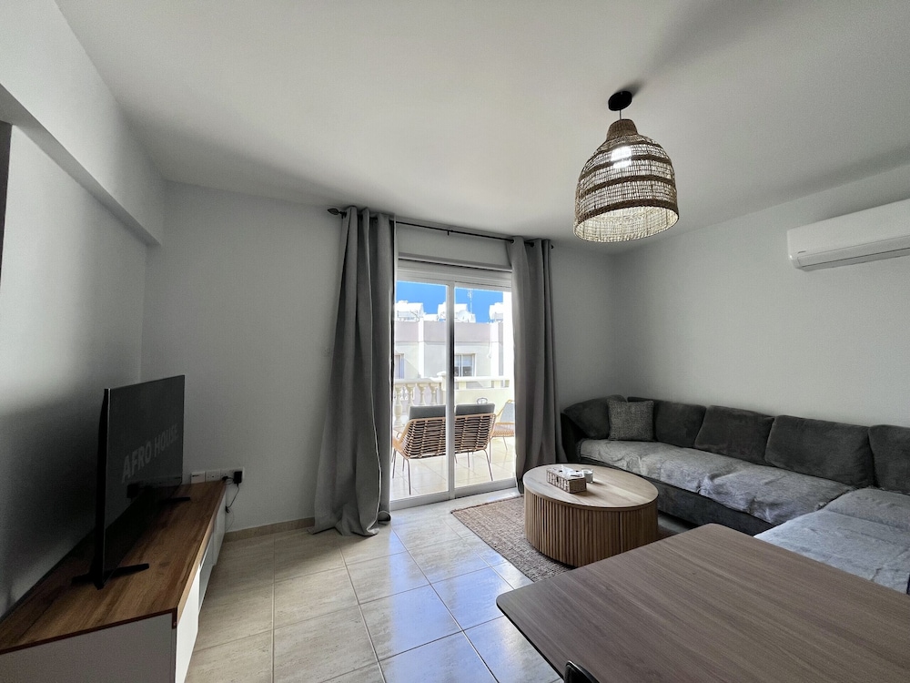 41 KAP - Stay Paradise Apartment