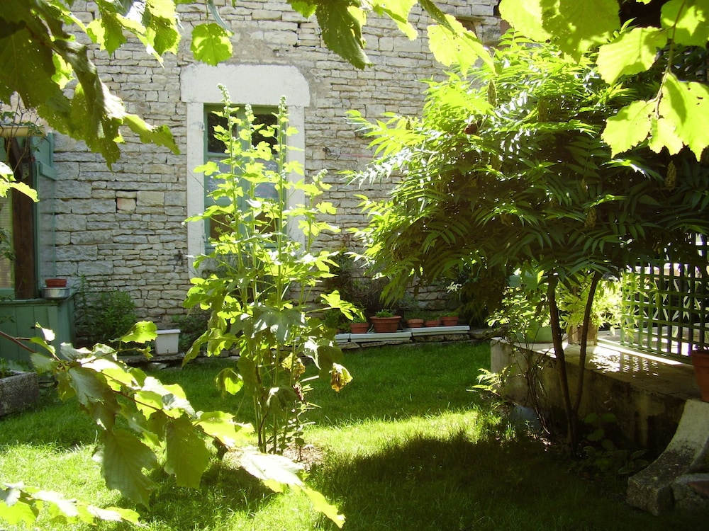 Photo 36
