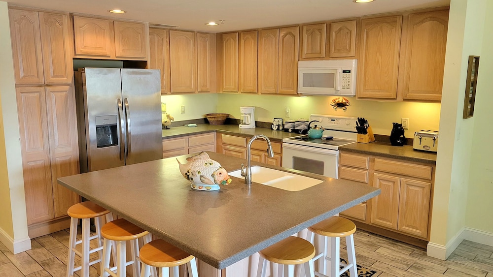 Desoto Beach Club 2 Tybee Vacation Rentals