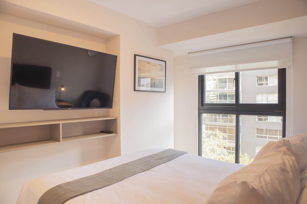 w Cozy 2BR w Balcony in Miraflores