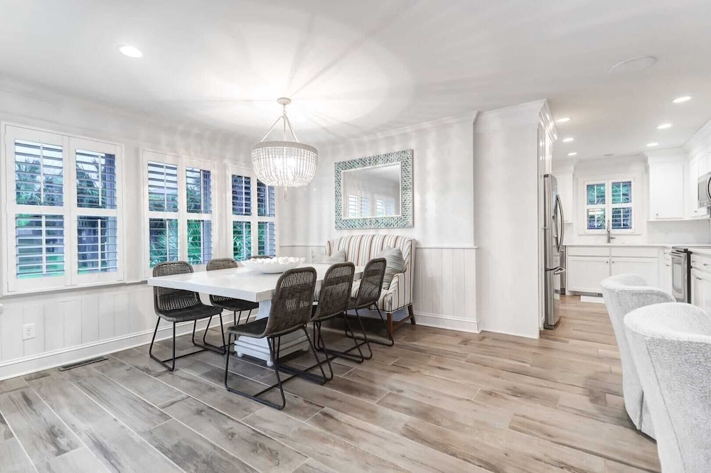 302 Charleston by Avantstay Stunning Private Pool