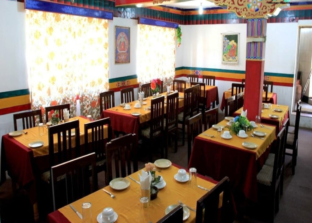 TIH Hotel Mahay Palace