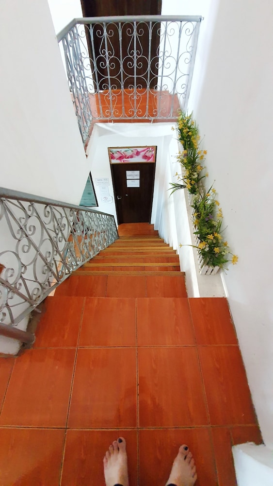 Green Box Hotel - Hostel